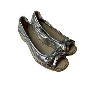 Tignanello TGNAIF3 Wedge Espadrilles Tan Silver Size 6.5M Peep Toe Comfort